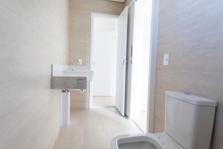 Apartamento à venda com 188m², 4 quartos e 4 vagas Apartamento à venda com 188m², 4 quartos e 4 vagasbanheiro semi suite 1 / 2