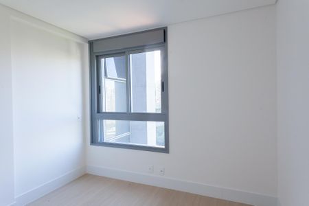 Apartamento à venda com 188m², 4 quartos e 4 vagas Apartamento à venda com 188m², 4 quartos e 4 vagassemi suite 2