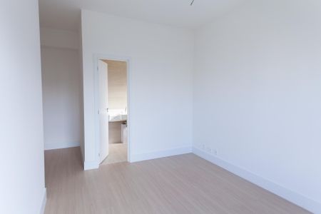 Apartamento à venda com 188m², 4 quartos e 4 vagas Apartamento à venda com 188m², 4 quartos e 4 vagassuite 1
