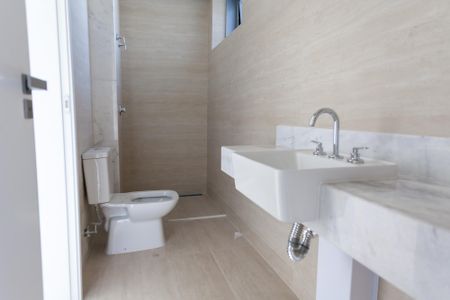 Apartamento à venda com 188m², 4 quartos e 4 vagas Apartamento à venda com 188m², 4 quartos e 4 vagasbanheiro semi suite 1 / 2