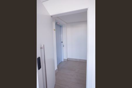 Apartamento à venda com 188m², 4 quartos e 4 vagas Apartamento à venda com 188m², 4 quartos e 4 vagasentrada elevador privativo