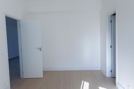 Apartamento à venda com 188m², 4 quartos e 4 vagas Apartamento à venda com 188m², 4 quartos e 4 vagassuite 2