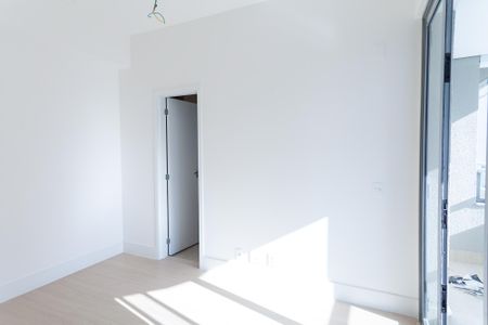 Apartamento à venda com 188m², 4 quartos e 4 vagas Apartamento à venda com 188m², 4 quartos e 4 vagassuite 2