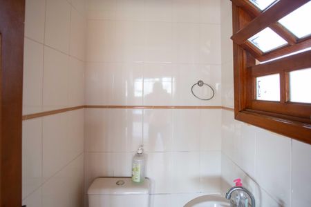 Casa à venda com 261m², 4 quartos e 2 vagasLavabo 2