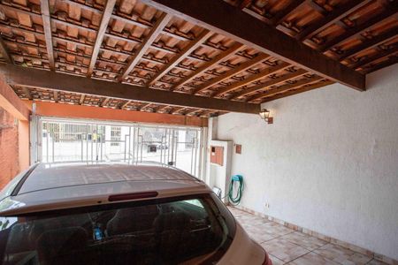 Casa à venda com 261m², 4 quartos e 2 vagasGaragem