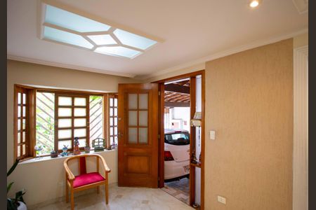 Casa à venda com 261m², 4 quartos e 2 vagasSala de Estar