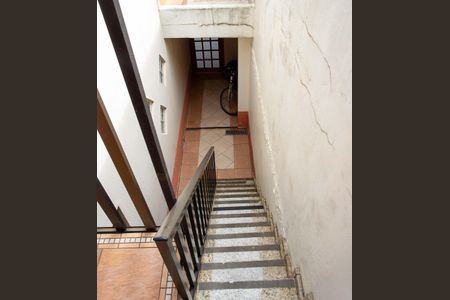 Casa à venda com 261m², 4 quartos e 2 vagasEscada