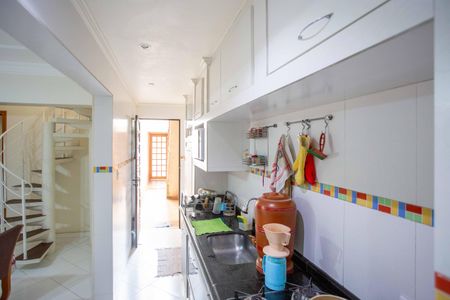 Casa à venda com 261m², 4 quartos e 2 vagasCozinha