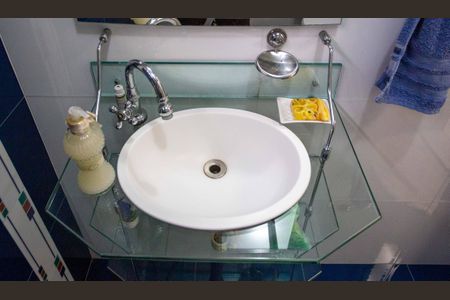 Casa à venda com 261m², 4 quartos e 2 vagasLavabo