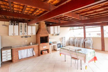 Casa à venda com 261m², 4 quartos e 2 vagasVaranda gourmet