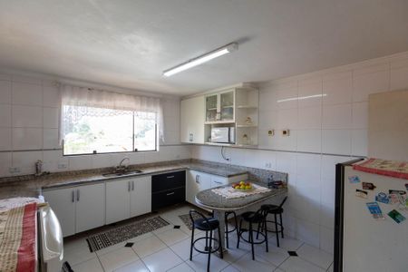 Casa à venda com 396m², 3 quartos e 2 vagas Casa à venda com 396m², 3 quartos e 2 vagasCozinha