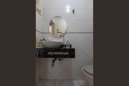 Casa à venda com 396m², 3 quartos e 2 vagas Casa à venda com 396m², 3 quartos e 2 vagasLavabo