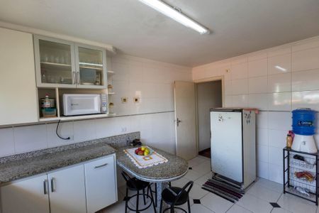 Casa à venda com 396m², 3 quartos e 2 vagas Casa à venda com 396m², 3 quartos e 2 vagasCozinha