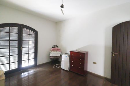 Casa à venda com 450m², 4 quartos e 4 vagas Casa à venda com 450m², 4 quartos e 4 vagasSuíte 4