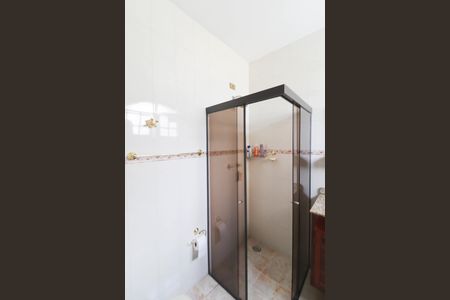 Casa à venda com 450m², 4 quartos e 4 vagas Casa à venda com 450m², 4 quartos e 4 vagasBanheiro da Suíte 2