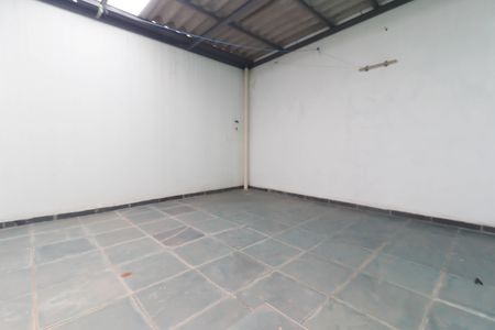 Casa à venda com 450m², 4 quartos e 4 vagas Casa à venda com 450m², 4 quartos e 4 vagasÁrea Externa