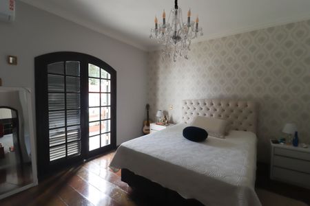 Casa à venda com 450m², 4 quartos e 4 vagas Casa à venda com 450m², 4 quartos e 4 vagasSuíte 1