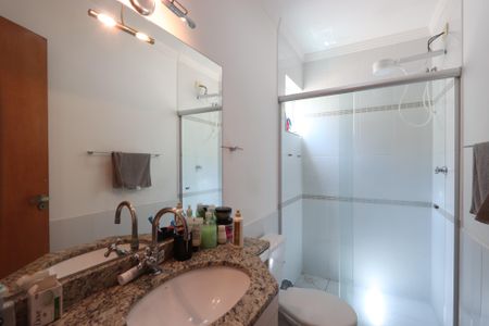 Casa à venda com 197m², 3 quartos e 4 vagasBanheiro da Suíte Máster