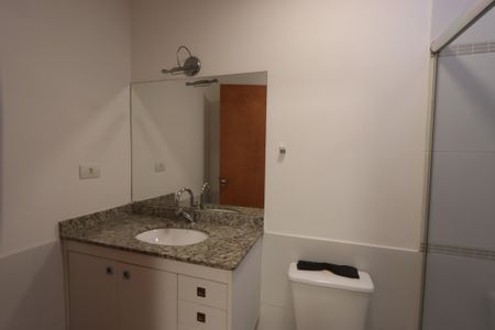 Casa à venda com 197m², 3 quartos e 4 vagasBanheiro da Suíte 3