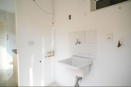 Apartamento à venda com 70m², 2 quartos e 1 vagaÁrea de Serviço