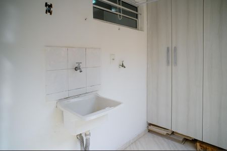 Apartamento à venda com 70m², 2 quartos e 1 vagaÁrea de Serviço