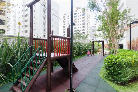 Apartamento à venda com 127m², 3 quartos e 2 vagas Apartamento à venda com 127m², 3 quartos e 2 vagasÁrea Comum