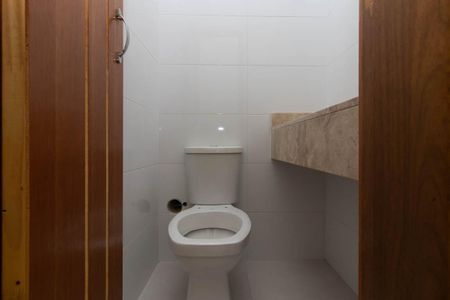 Casa à venda com 120m², 3 quartos e 2 vagas Casa à venda com 120m², 3 quartos e 2 vagasLavabo