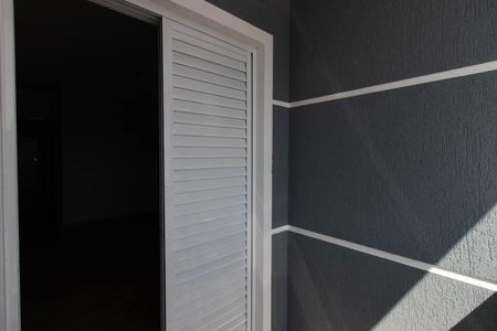 Casa à venda com 120m², 3 quartos e 2 vagas Casa à venda com 120m², 3 quartos e 2 vagasSacada da Suíte