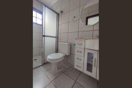 Casa à venda com 154m², 3 quartos e 2 vagas Casa à venda com 154m², 3 quartos e 2 vagasBanheiro
