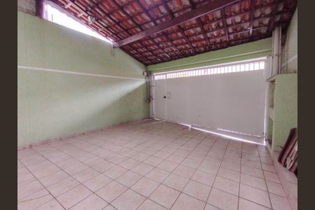 Casa à venda com 154m², 3 quartos e 2 vagas Casa à venda com 154m², 3 quartos e 2 vagasGaragem