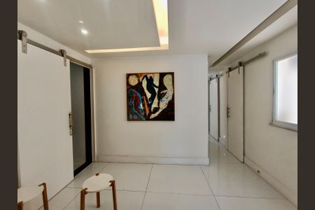 Apartamento à venda com 110m², 3 quartos e 1 vaga Apartamento à venda com 110m², 3 quartos e 1 vagaSaleta
