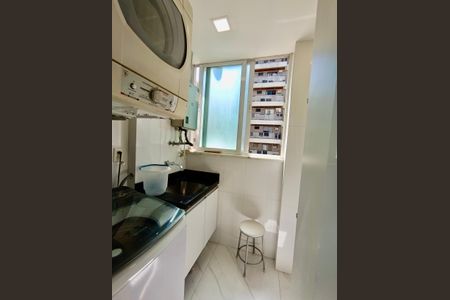 Apartamento à venda com 110m², 3 quartos e 1 vaga Apartamento à venda com 110m², 3 quartos e 1 vagaÁrea serviço