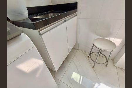 Apartamento à venda com 110m², 3 quartos e 1 vaga Apartamento à venda com 110m², 3 quartos e 1 vagaÁrea serviço