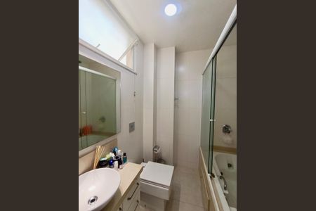 Apartamento à venda com 110m², 3 quartos e 1 vaga Apartamento à venda com 110m², 3 quartos e 1 vagaBanheiro Suíte 1