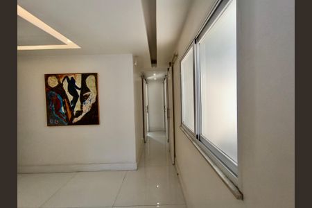 Apartamento à venda com 110m², 3 quartos e 1 vaga Apartamento à venda com 110m², 3 quartos e 1 vagaSaleta