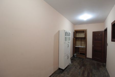 Casa à venda com 760m², 4 quartos e 10 vagasQuarto de Serviço