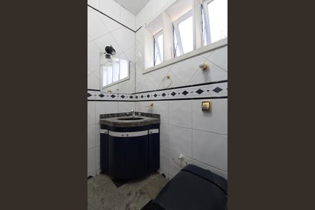 Casa à venda com 760m², 4 quartos e 10 vagasBanheiro Social