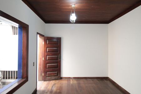 Casa à venda com 760m², 4 quartos e 10 vagasSala