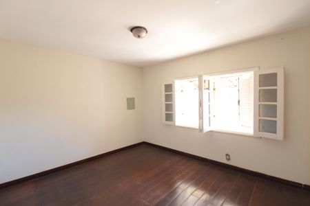 Casa à venda com 760m², 4 quartos e 10 vagasQuarto 2