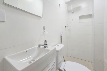 Apartamento para alugar com 73m², 2 quartos e 1 vagaÁrea de serviço