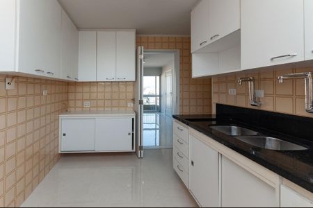 Apartamento para alugar com 120m², 3 quartos e 2 vagasCozinha