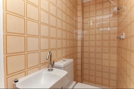 Apartamento para alugar com 120m², 3 quartos e 2 vagasBanheiro de Serviço