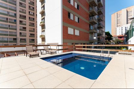 Apartamento para alugar com 120m², 3 quartos e 2 vagasÁrea Comum - Piscina
