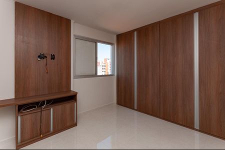Apartamento para alugar com 120m², 3 quartos e 2 vagasQuarto 1 Suíte