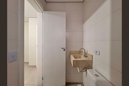 Apartamento à venda com 50m², 2 quartos e 1 vaga Apartamento à venda com 50m², 2 quartos e 1 vagaBanheiro da Suíte