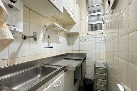 Apartamento à venda com 48m², 1 quarto e sem vaga Apartamento à venda com 48m², 1 quarto e sem vagaCozinha