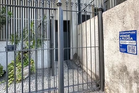 Apartamento à venda com 48m², 1 quarto e sem vaga Apartamento à venda com 48m², 1 quarto e sem vagaPlaquinha