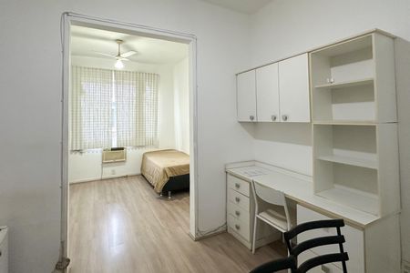 Apartamento à venda com 48m², 1 quarto e sem vaga Apartamento à venda com 48m², 1 quarto e sem vagaSala/Quarto