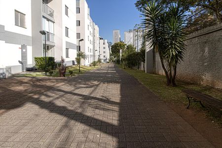 Apartamento para alugar com 84m², 2 quartos e 1 vagaárea de convivência