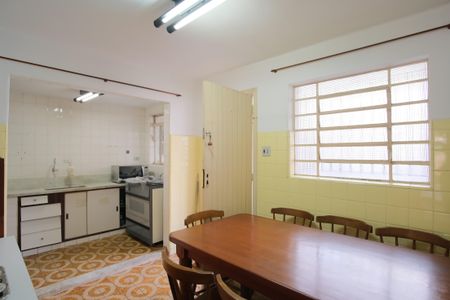 Casa à venda com 105m², 2 quartos e 2 vagasCozinha